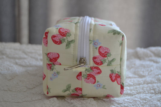 The Yellow Strawberry Picnic Boxy Bag | Mini