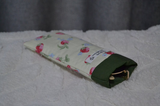 The Yellow Strawberry Glass Sleeve