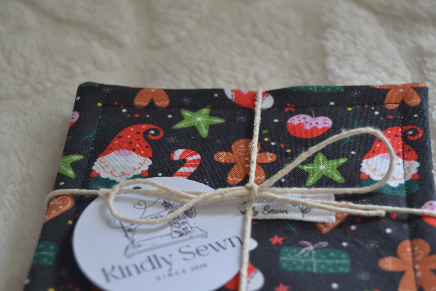 The Holly Jolly Coaster Set – Pack of 4
