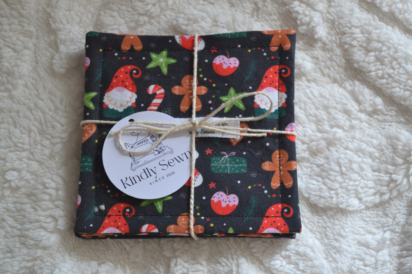 The Holly Jolly Coaster Set – Pack of 4