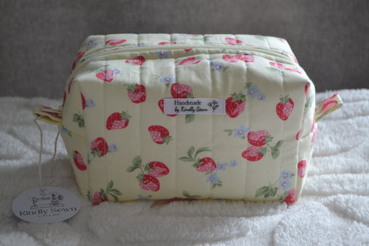 The Strawberry Picnic | Midi