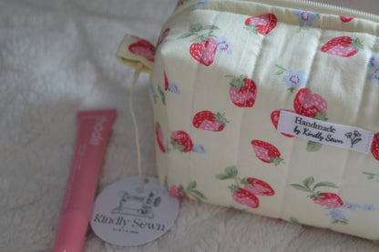 The Strawberry Picnic | Midi