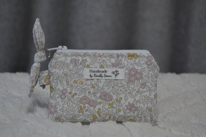 The Kindly Florals Keychain Wallet