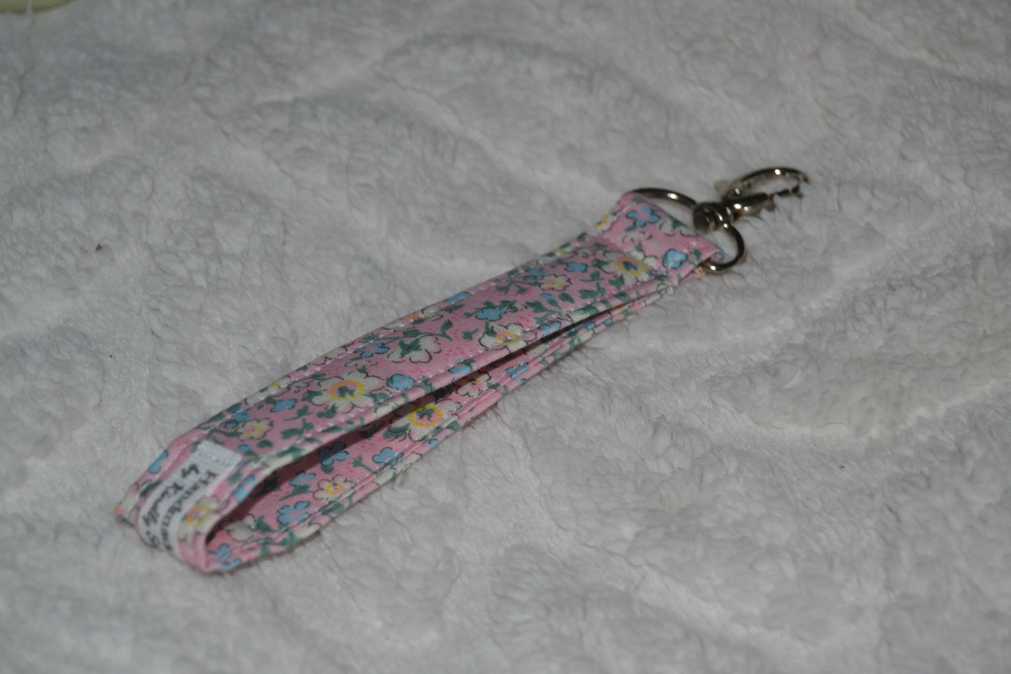 The Rosy Posy Keychain