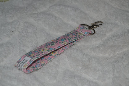 The Rosy Posy Keychain