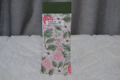The Summer Picnic Glass Sleeve